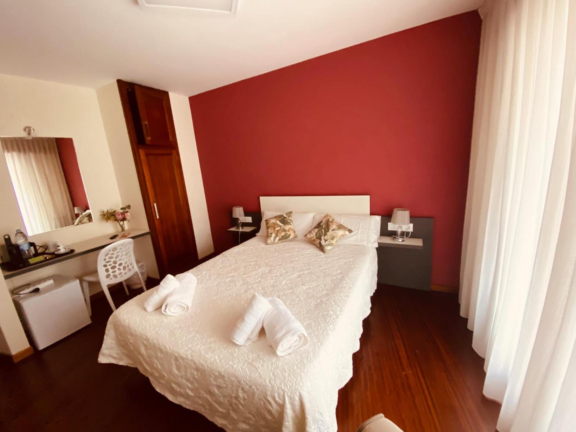 Vendaval Hotel Санта Марта де Ортигейра Екстериор снимка