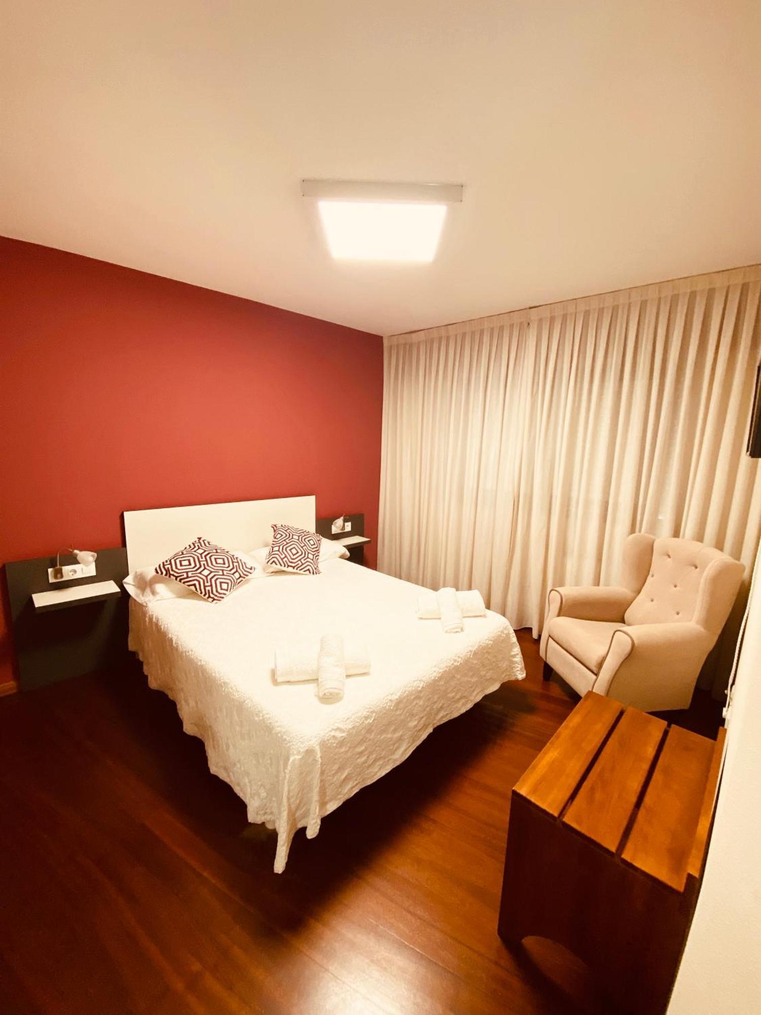 Vendaval Hotel Санта Марта де Ортигейра Екстериор снимка