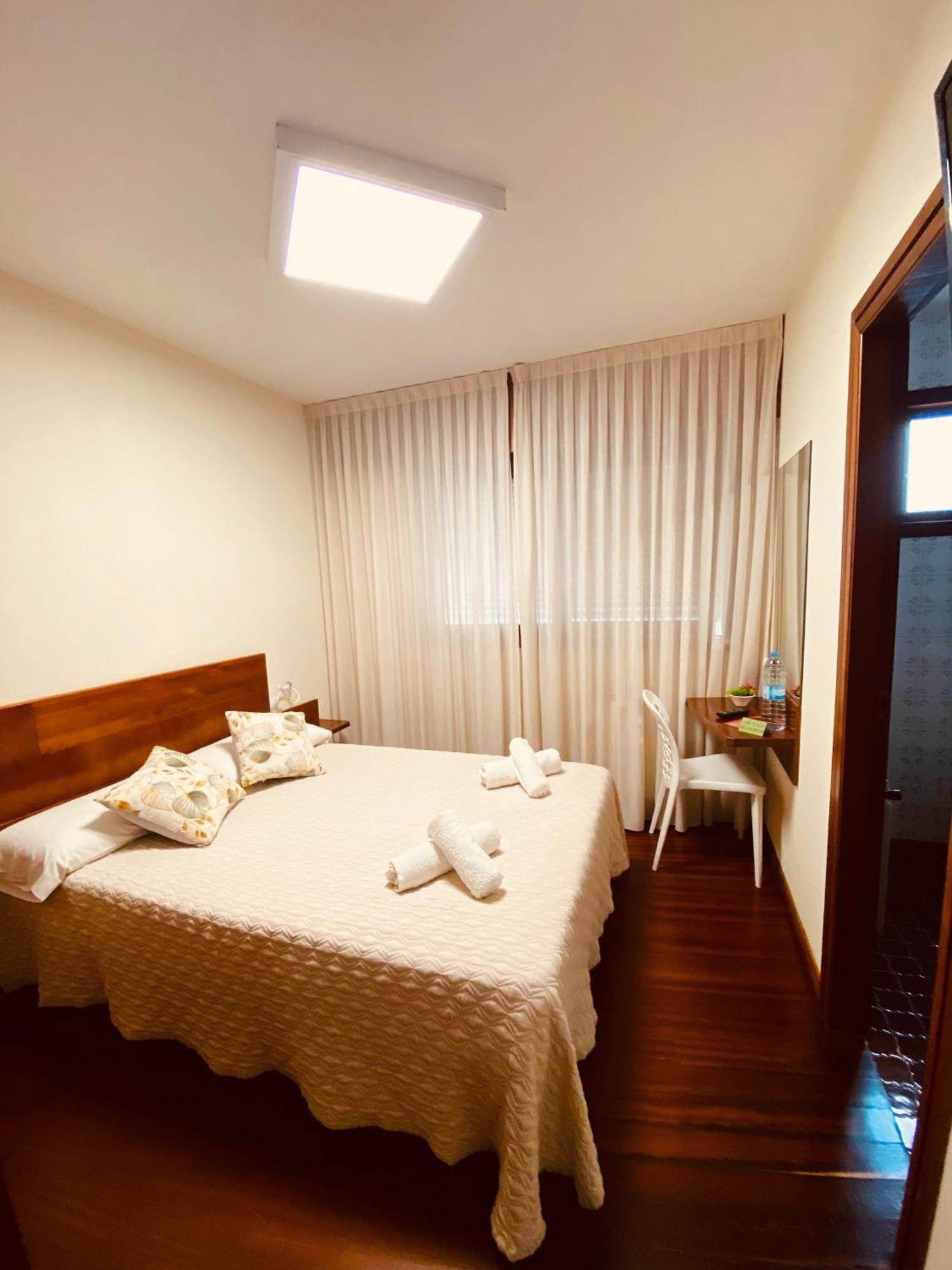 Vendaval Hotel Санта Марта де Ортигейра Екстериор снимка